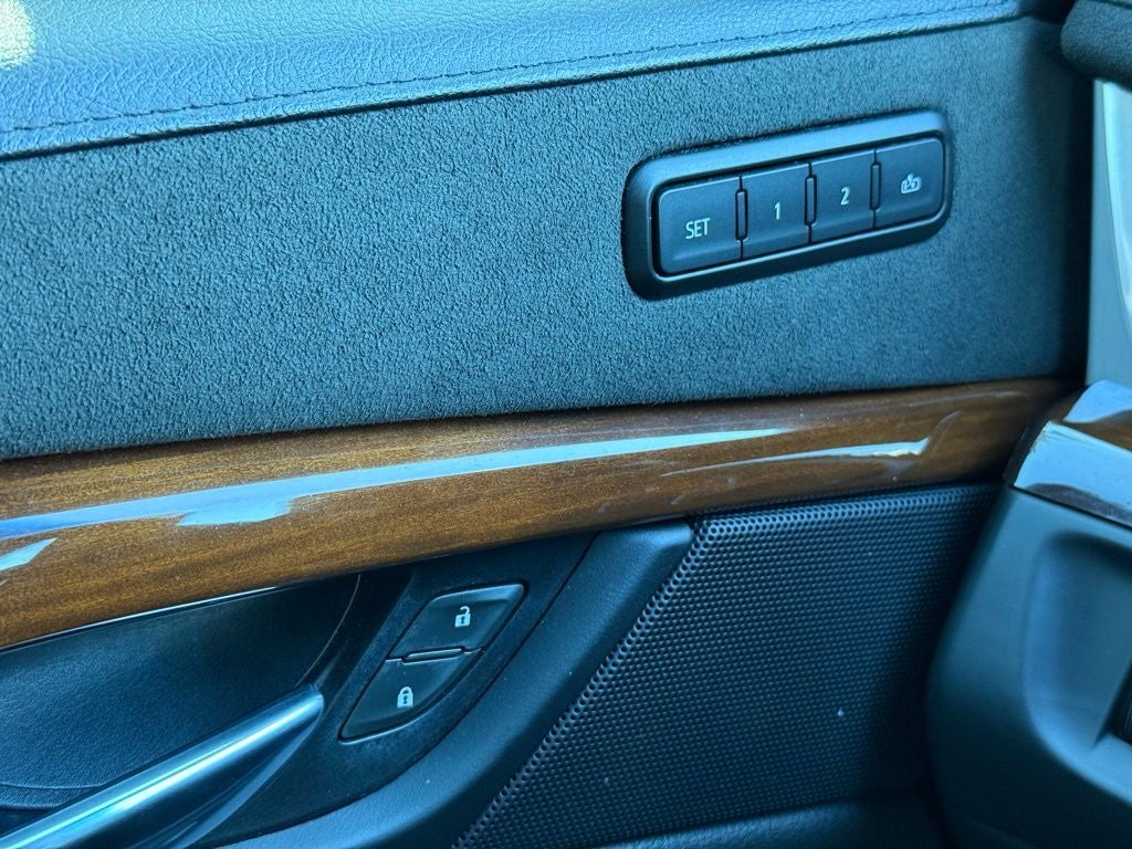 2020 Cadillac Escalade Premium Luxury