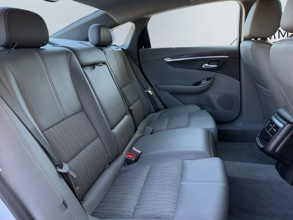 2017 Chevrolet Impala LT 1LT