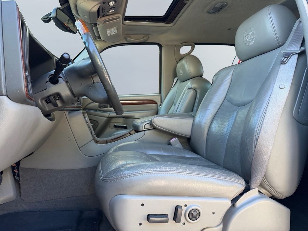 2004 Cadillac Escalade EXT Base