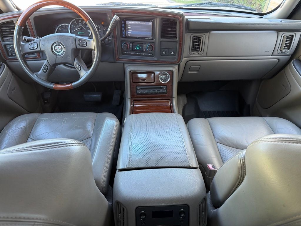 2004 Cadillac Escalade EXT Base