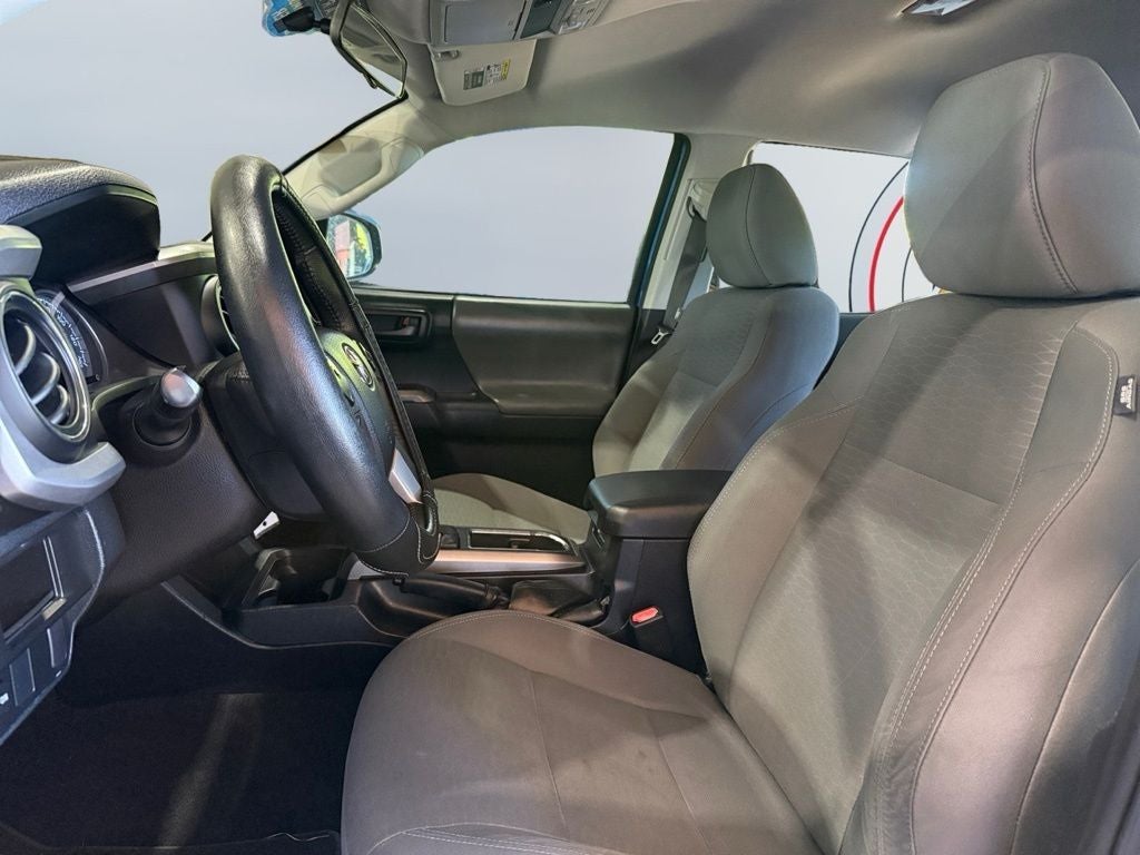 2016 Toyota Tacoma SR5