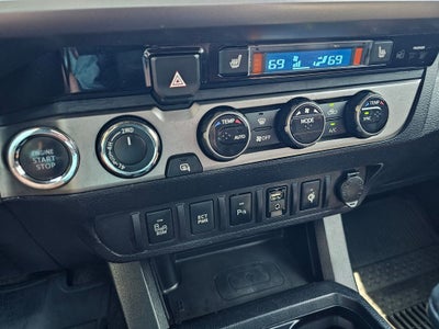 2017 Toyota Tacoma Limited V6