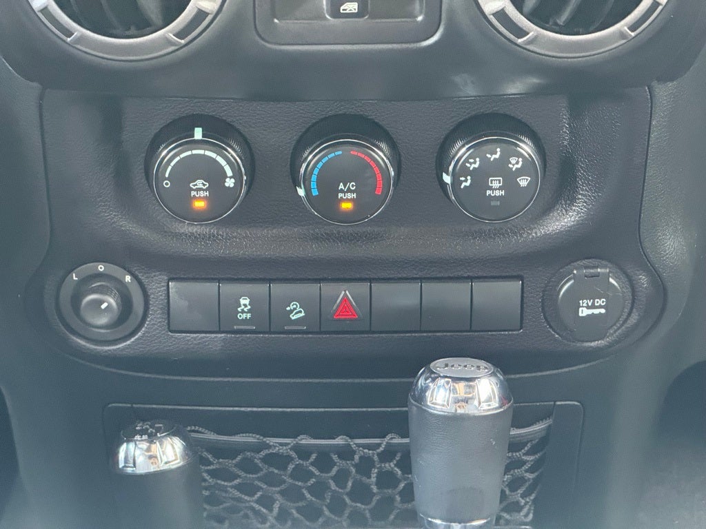 2015 Jeep Wrangler Unlimited Willys