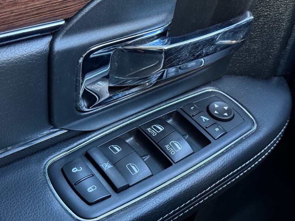 2016 RAM 1500 Laramie