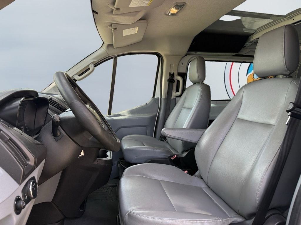 2015 Ford Transit-150 LR VAN