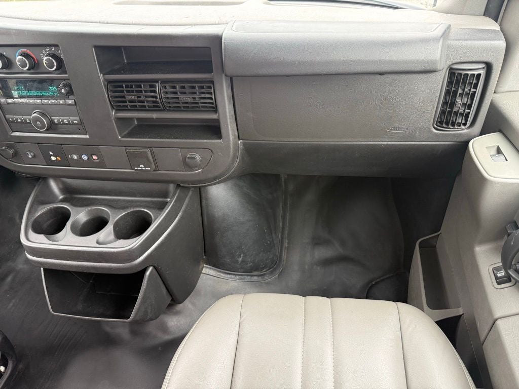 2019 Chevrolet Express 2500 Work Van Cargo