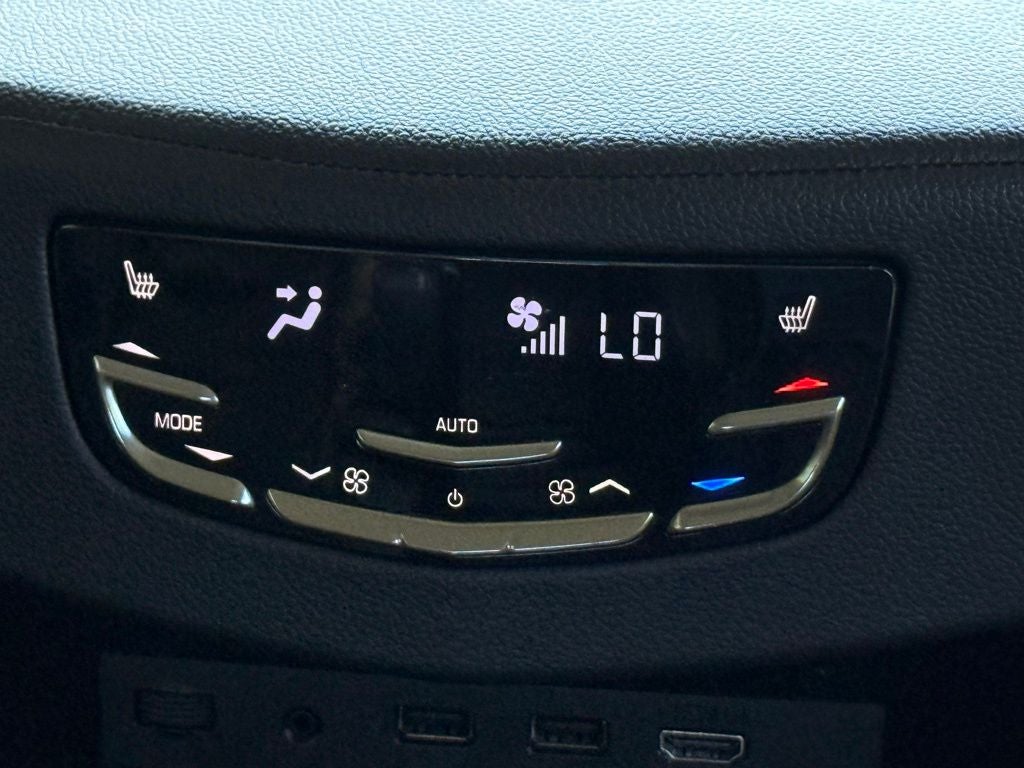 2020 Cadillac Escalade Premium Luxury