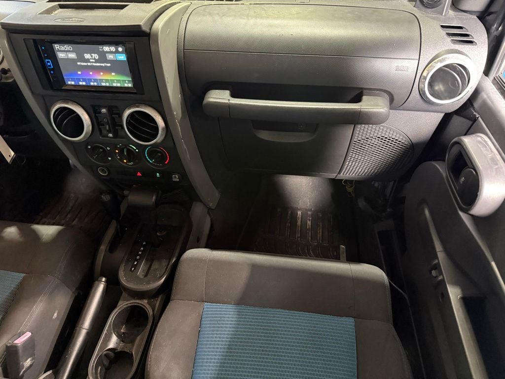 2010 Jeep Wrangler Unlimited Islander