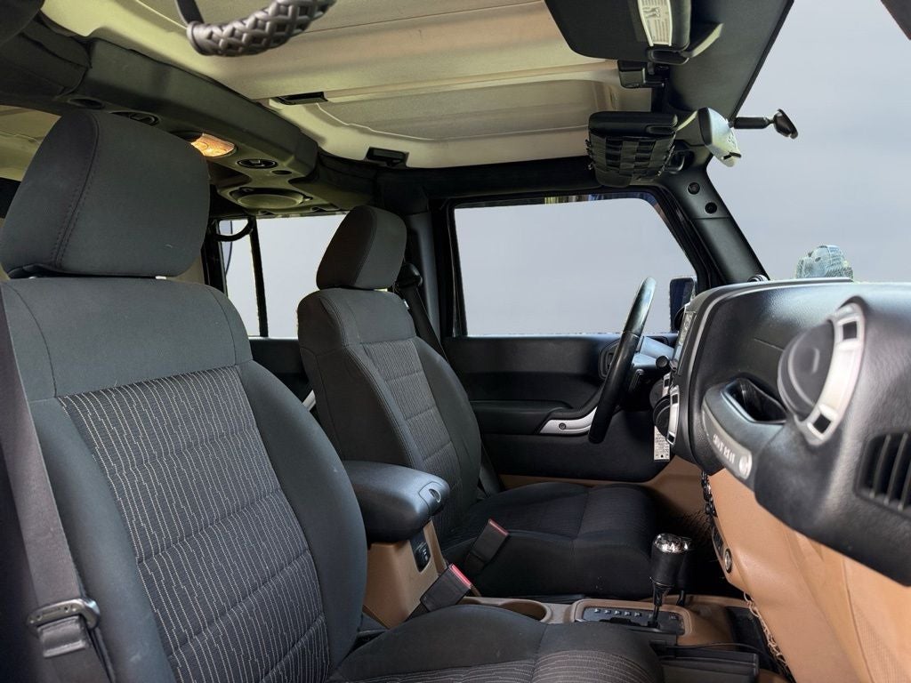 2011 Jeep Wrangler Unlimited Sahara