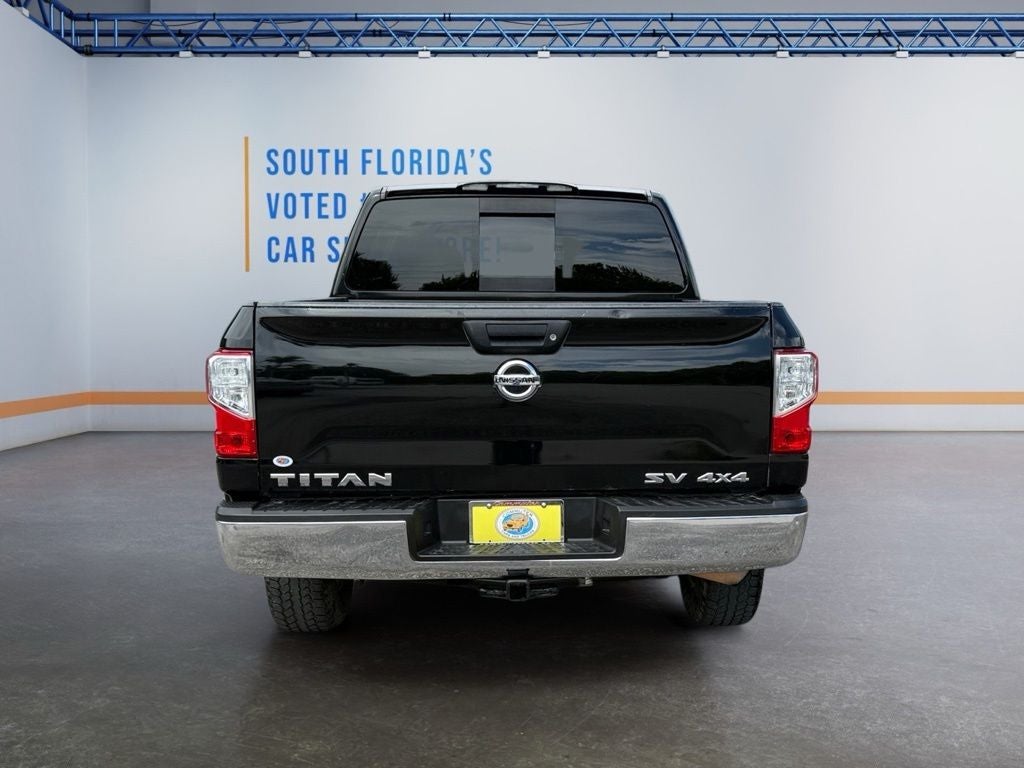 2017 Nissan Titan SV