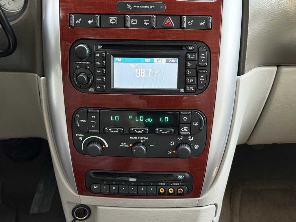 2007 Chrysler Town & Country Limited