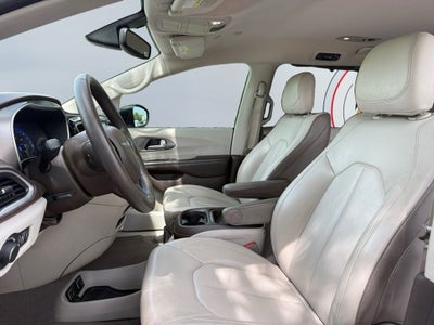 2020 Chrysler Voyager LXI