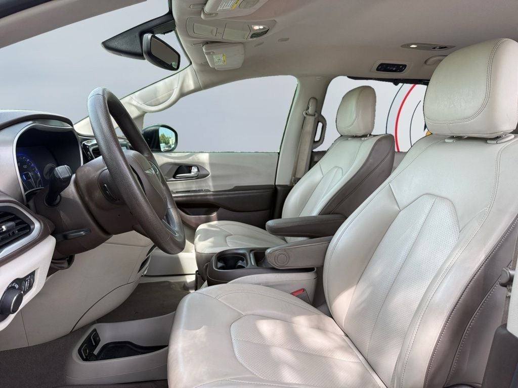 2020 Chrysler Voyager LXI