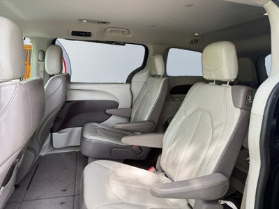 2020 Chrysler Voyager LXI