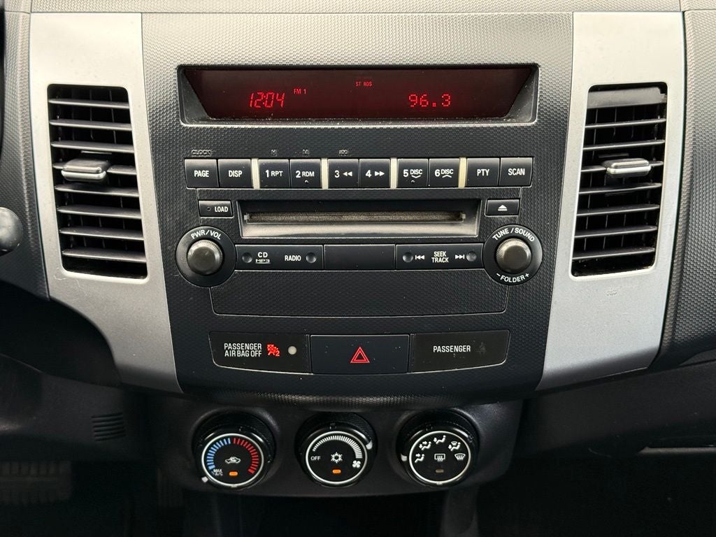 2010 Mitsubishi Outlander ES