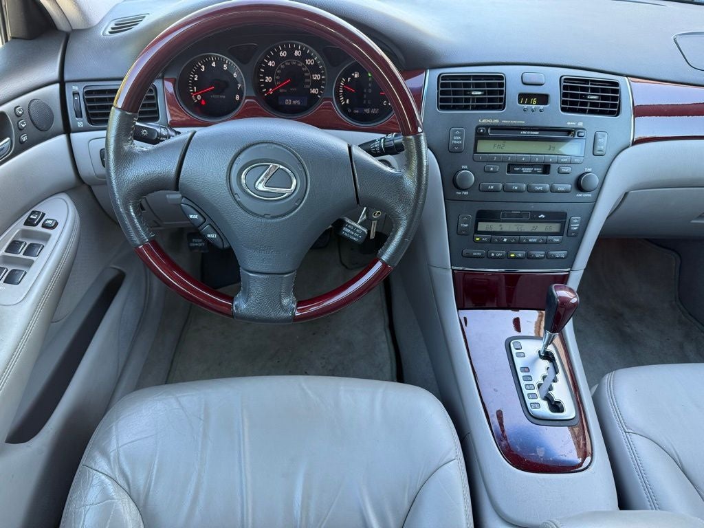 2004 Lexus ES 330