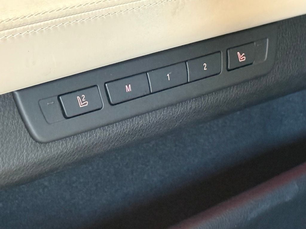 2011 BMW 7 Series 750Li