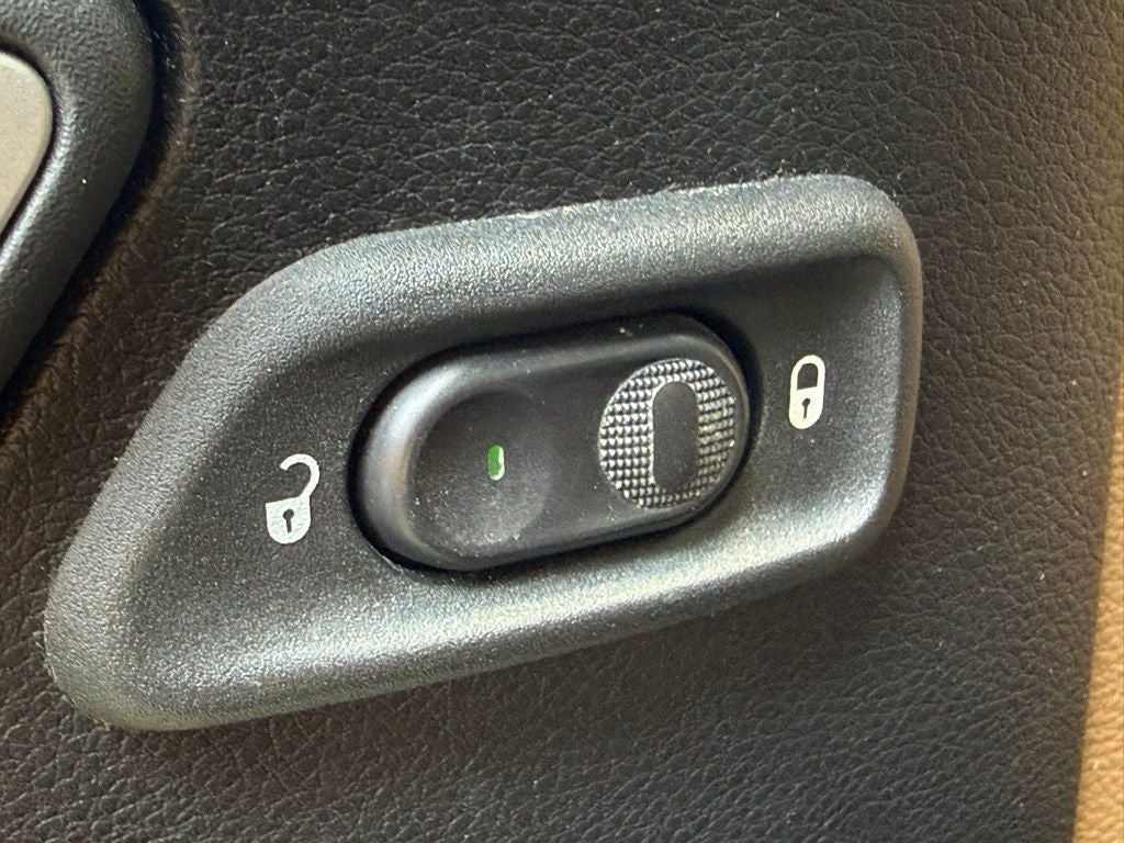 2011 Jeep Wrangler Unlimited Sahara