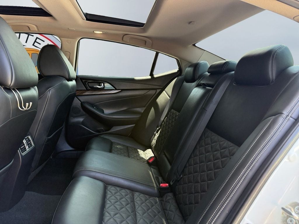2016 Nissan Maxima Platinum