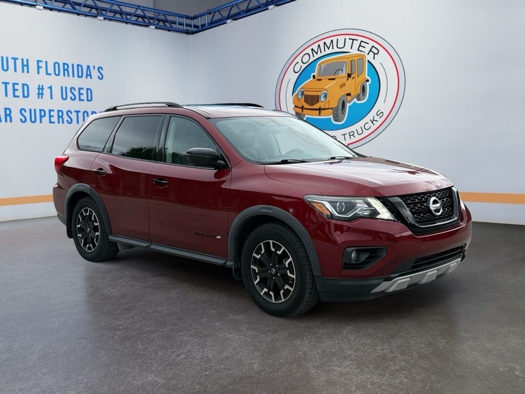 2020 Nissan Pathfinder SL