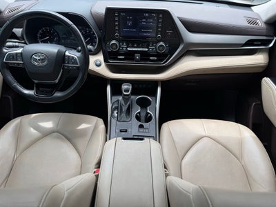 2020 Toyota Highlander XLE