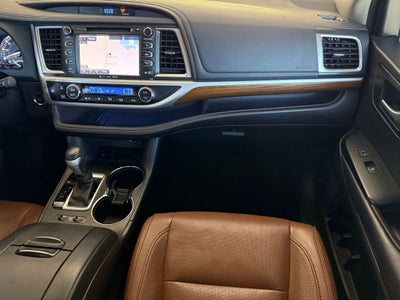 2017 Toyota Highlander Limited