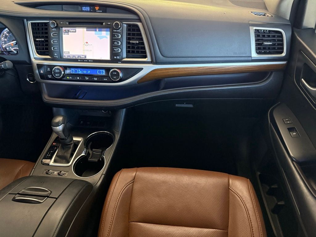 2017 Toyota Highlander Limited