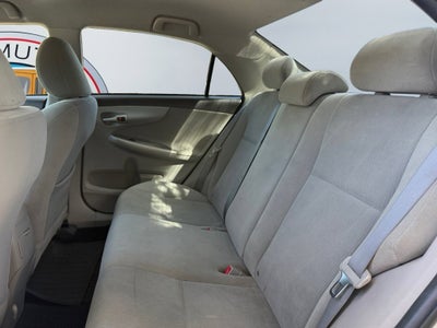 2013 Toyota Corolla LE