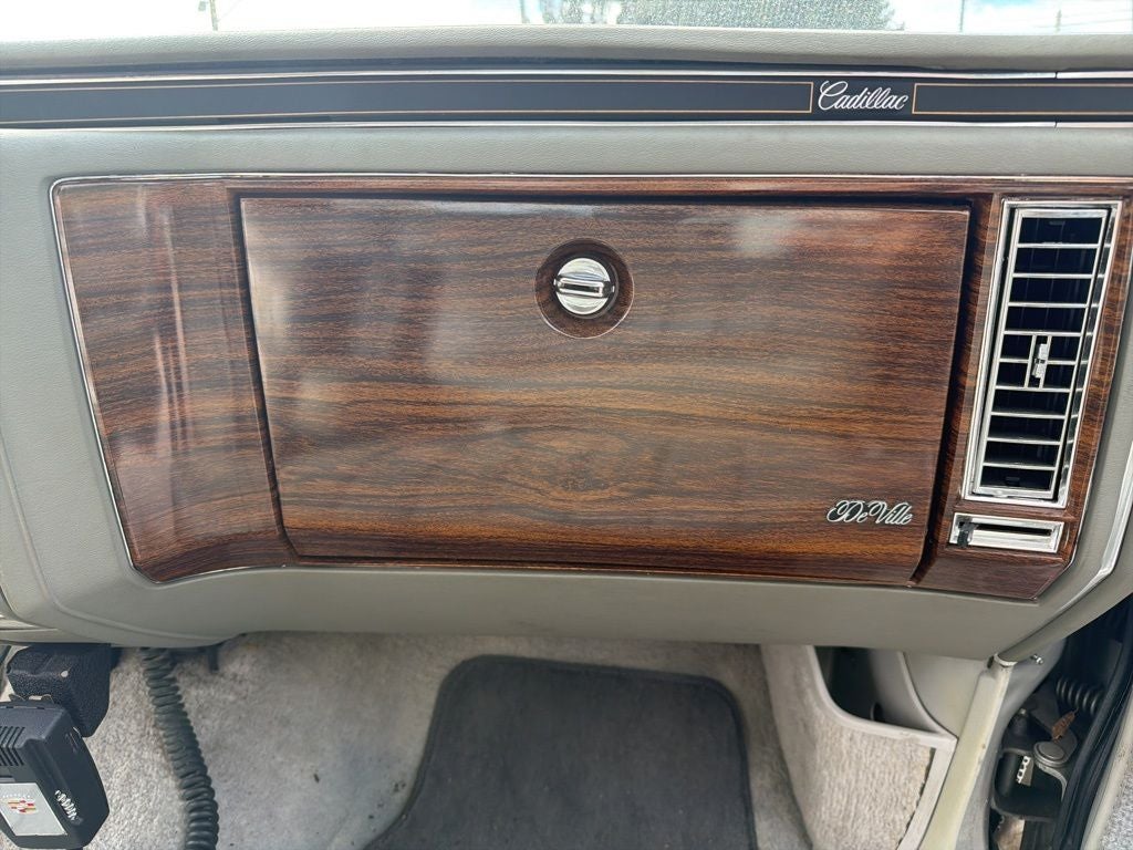 1978 Cadillac Coupe DeVille Phaeton