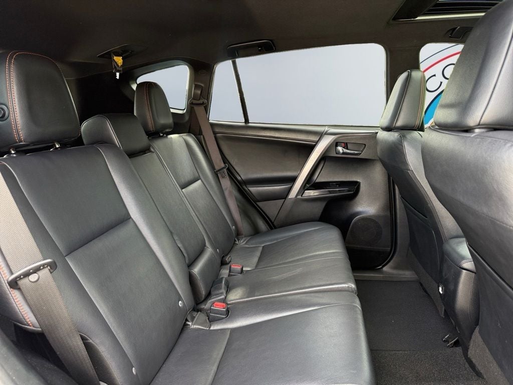 2018 Toyota RAV4 SE