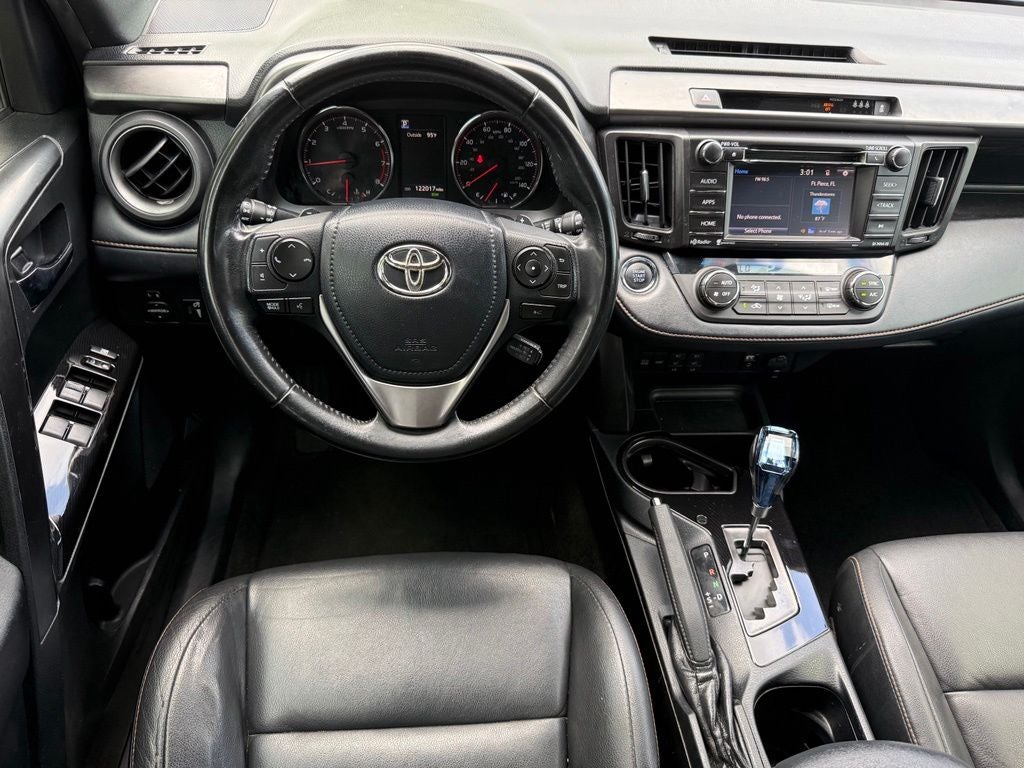 2018 Toyota RAV4 SE