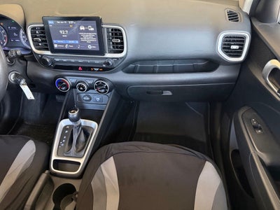 2020 Hyundai Venue SE