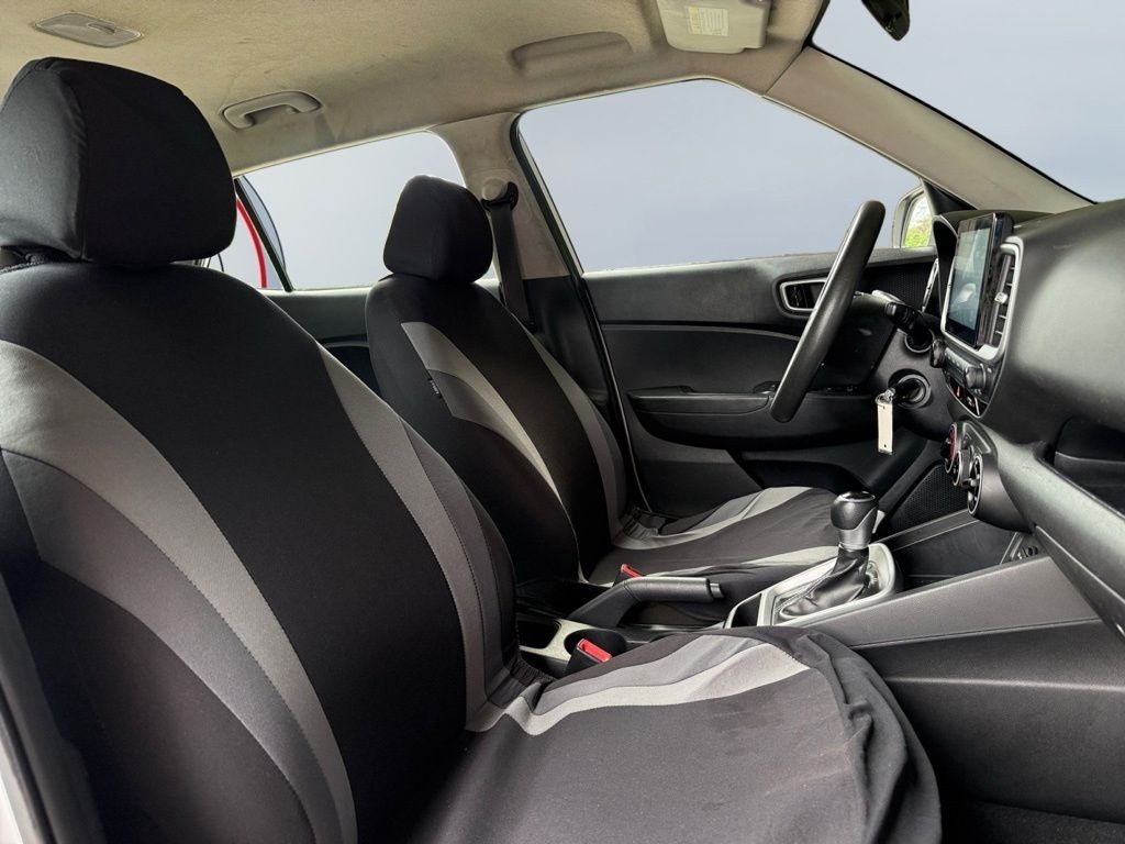 2020 Hyundai Venue SE