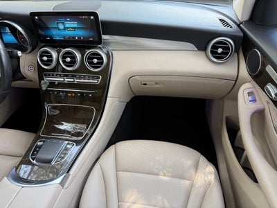 2021 Mercedes-Benz GLC GLC 300